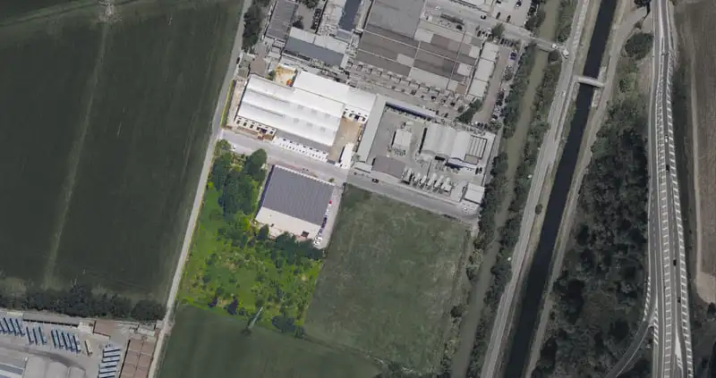 edificio cimma sede in mezzo al verde